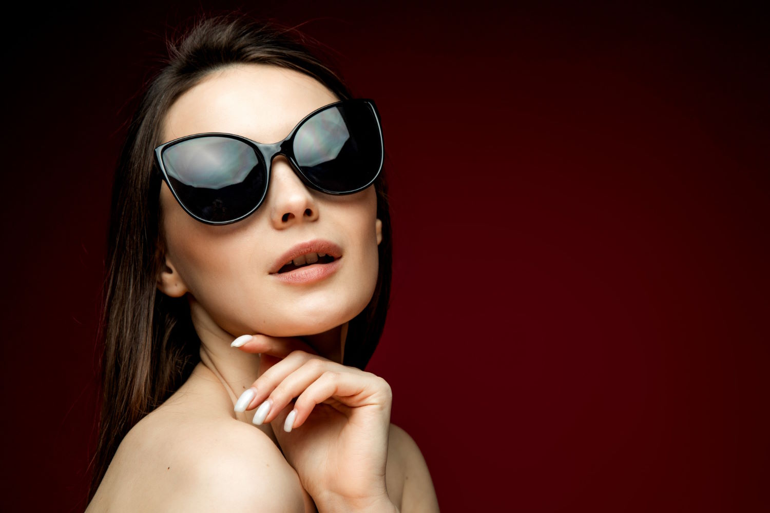 Okulary przeciwsłoneczne Polaroid dla kobiet – stylowe i funkcjonalne