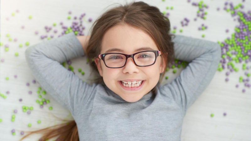 Dziecięce okulary – wybieramy stylowe i markowe oprawki do korekcji wzroku