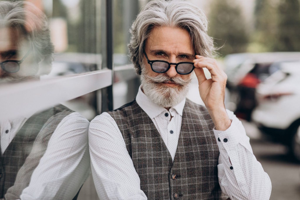 Okulary korekcyjne męskie nie są tylko narzędziem do poprawy wzroku, ale także ważnym elementem stylizacji